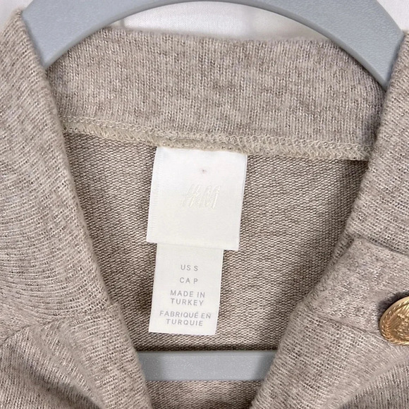 H&M Women's Small Mock Neck Sweater Beige Light Weight Gold Sailor Buttons - Picture 3 of 8